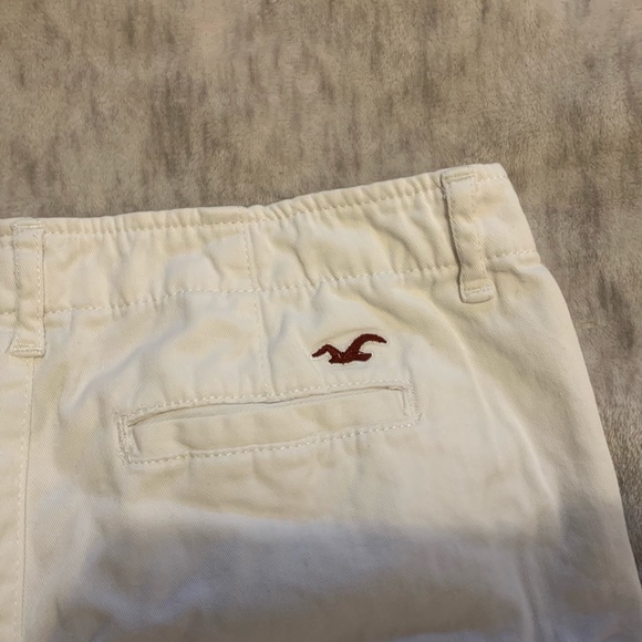 Hollister Short Shorts - Picture 4 of 5
